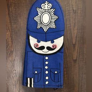 Cuckoo bird oven mitt